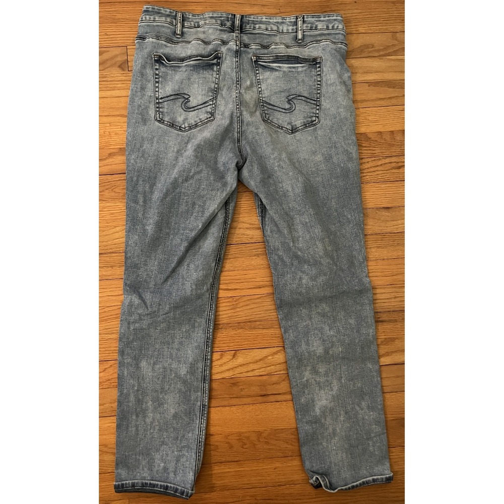 Silver AVERY High Rise Straight Curvy Fit Blue Denim Jeans Women 18W x 31 Plus